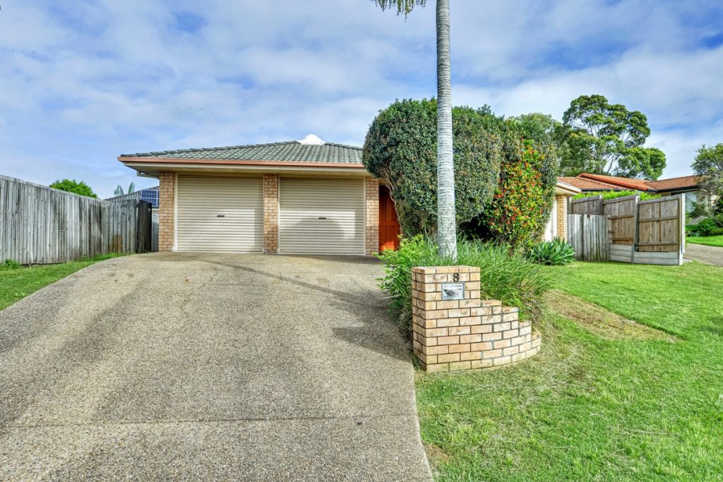 positive cash flow investment property
